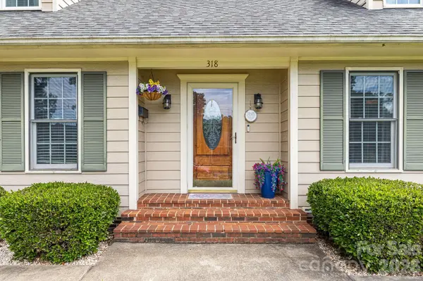 318 Sharon AVE NW, Lenoir, NC 28645