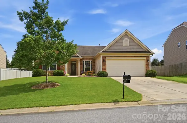 105 Kingston DR,  Mount Holly,  NC 28120