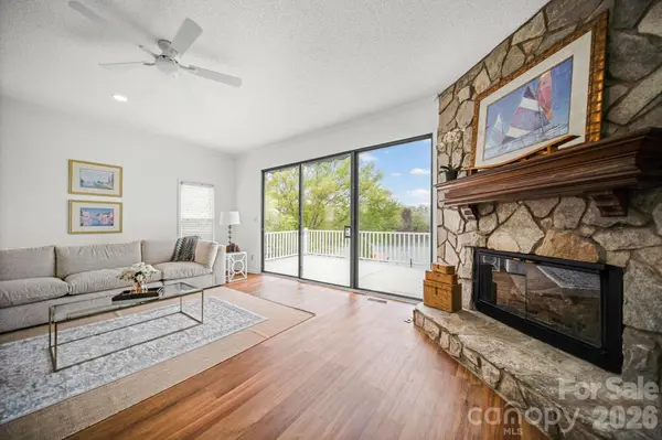 529 Catspaw RD, Statesville, NC 28677