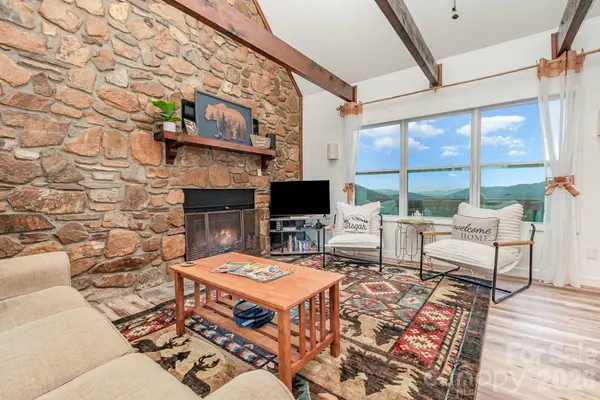 508 Over Look DR #2, Burnsville, NC 28714