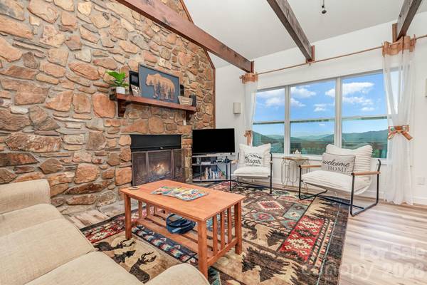 508 Over Look DR #2, Burnsville, NC 28714