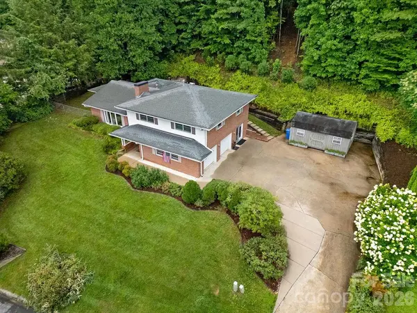 337 Delphia DR, Brevard, NC 28712