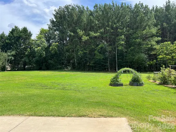 115 Charles Farm DR, Cleveland, NC 27013