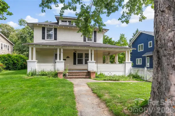 729 5th AVE W, Hendersonville, NC 28739