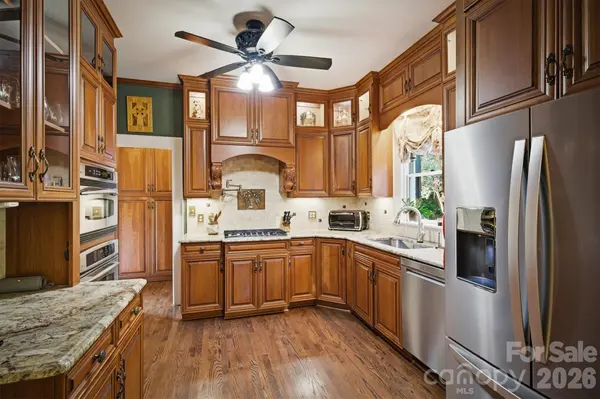 501 Norwood ST SW, Lenoir, NC 28645