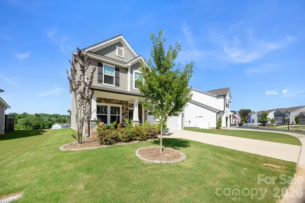 5080 Mooreland Oaks WAY, Mount Holly, NC 28120