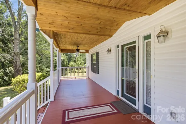 805 Bannon PL SW, Lenoir, NC 28645
