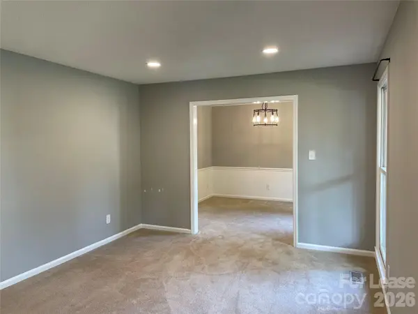 7942 Lake Vista DR, Denver, NC 28037
