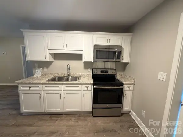2621 E Greenbriar RD, Statesville, NC 28625