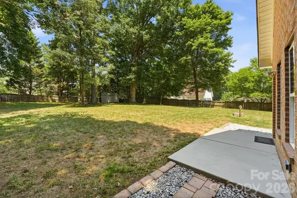 139 Spicewood CIR, Troutman, NC 28166