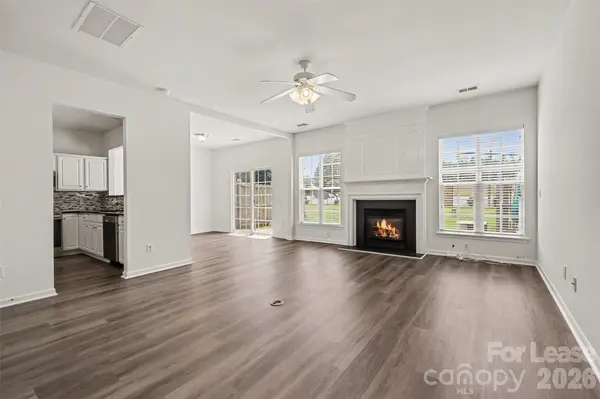8169 Kincaid CT, Charlotte, NC 28277