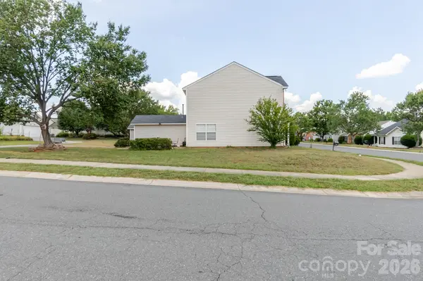 1543 Tuckers Glenn DR, Rock Hill, SC 29732