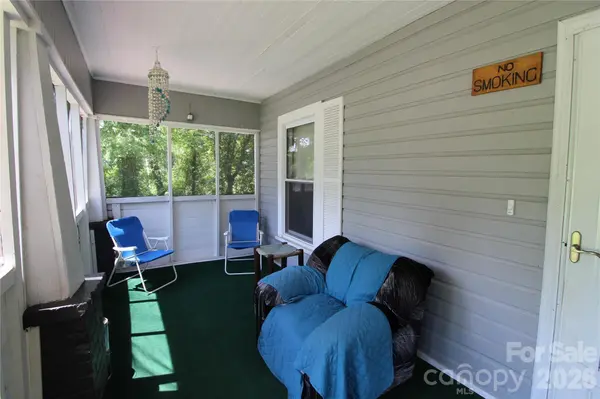 438 Folk ST NW, Lenoir, NC 28645
