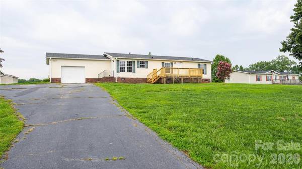 135 Howell RD, Mocksville, NC 27028