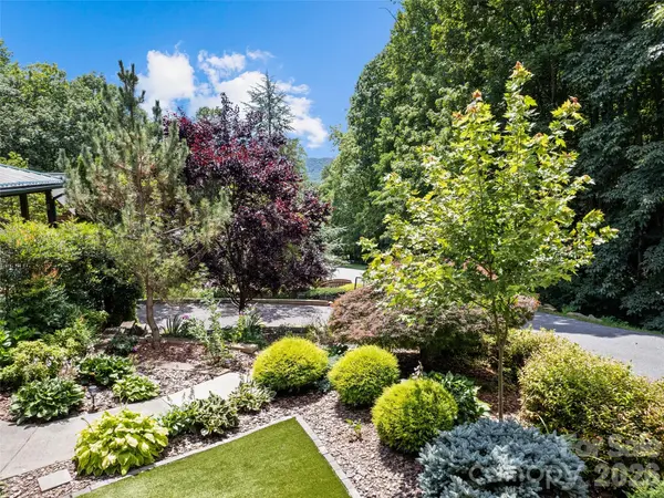 612 Brannon Forest DR, Waynesville, NC 28785