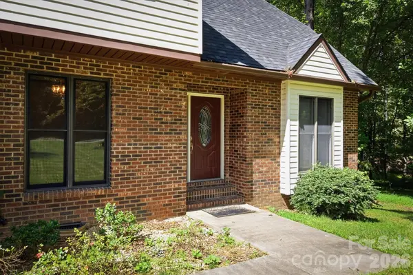 218 Westwood DR, Morganton, NC 28655