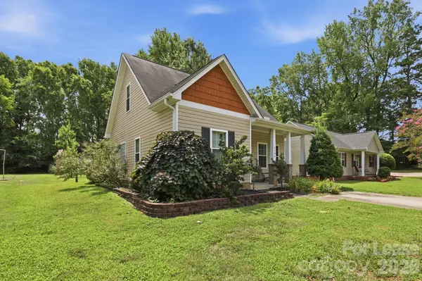 1706 Dallas AVE, Charlotte, NC 28205