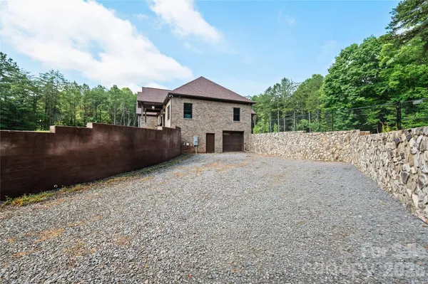 311 Bethesda RD #11, 12, Lexington, NC 27295