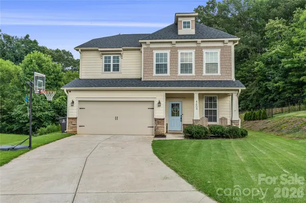 4604 Fairway Run DR, Pfafftown, NC 27040