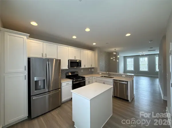 9218 Oban Passage DR, Charlotte, NC 28273