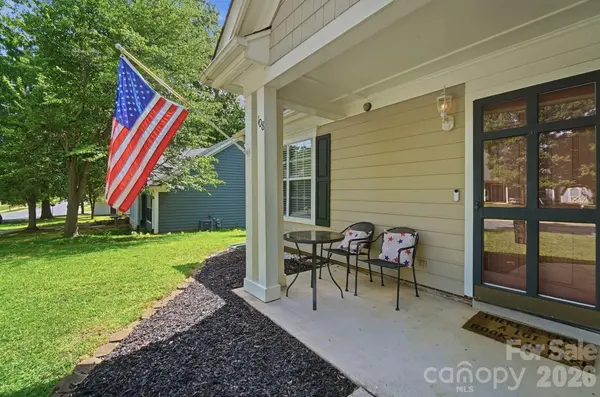 108 Fox Glove DR, Mooresville, NC 28115