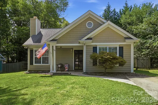 108 Fox Glove DR, Mooresville, NC 28115