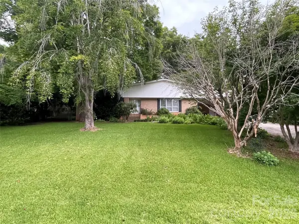 3209 Greenwood Park CIR, Albemarle, NC 28001