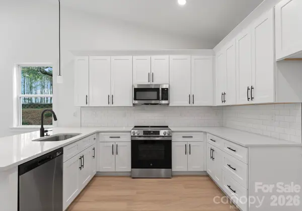 220 Nancy DR, Shelby, NC 28152