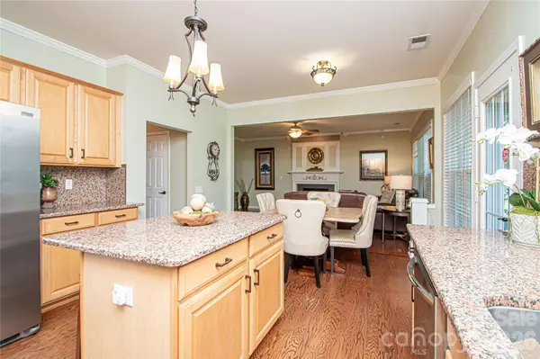 14114 Eldon DR, Charlotte, NC 28277