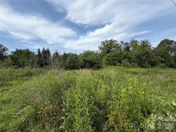 904 Jamestown RD, Morganton, NC 28655