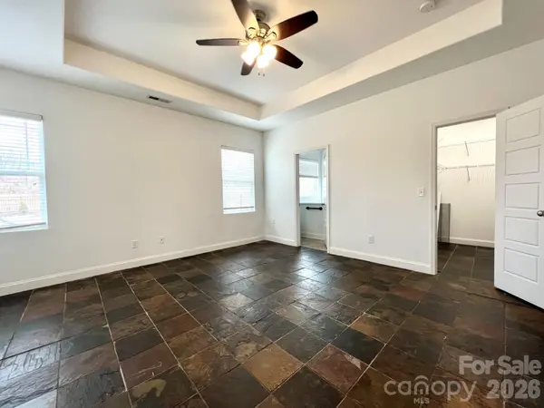 11017 Hat Creek LN, Kannapolis, NC 28036