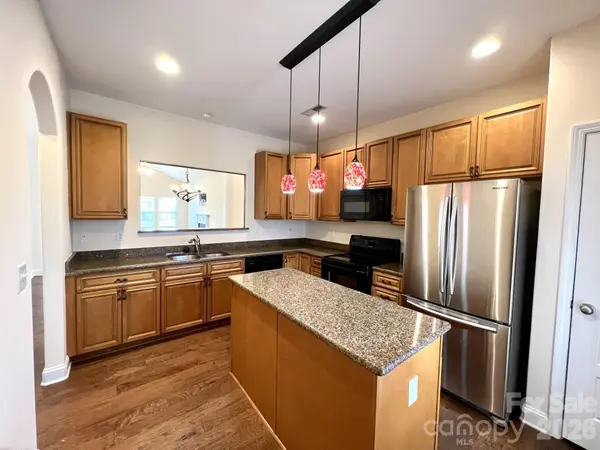 11017 Hat Creek LN, Kannapolis, NC 28036