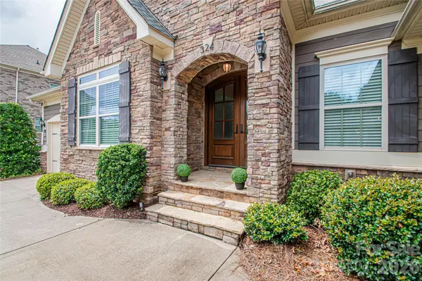 324 Eden Hollow LN, Weddington, NC 28104