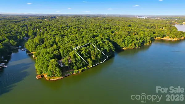 000 Jennings LN, Taylorsville, NC 28681