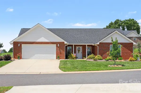 105 Kingston PL, Spindale, NC 28160