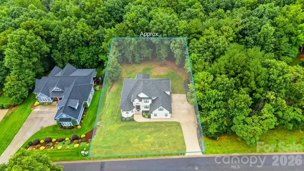 754 River Bend DR, Granite Falls, NC 28630