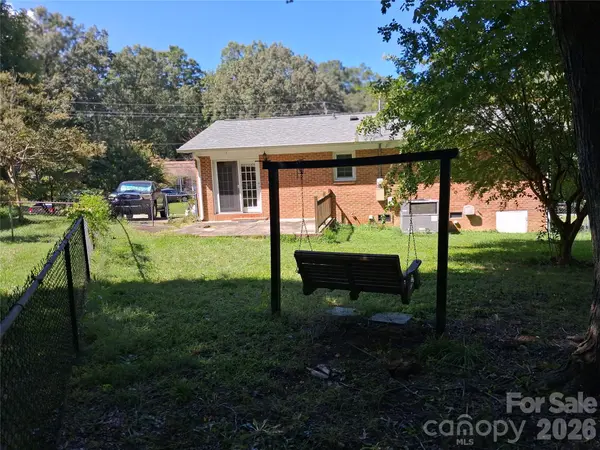 394 Efird ST, Gastonia, NC 28054