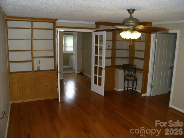517 Rowan Mills RD, Salisbury, NC 28147