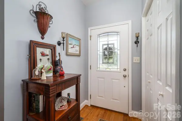 1855 Jetton DR, Vale, NC 28168
