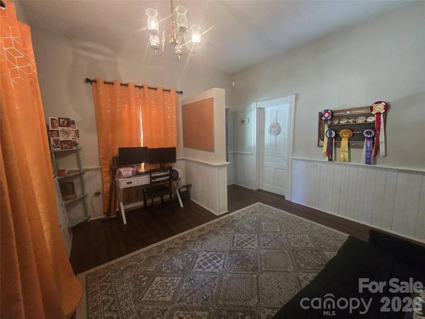 130 Shiloh RD, Troy, NC 27371