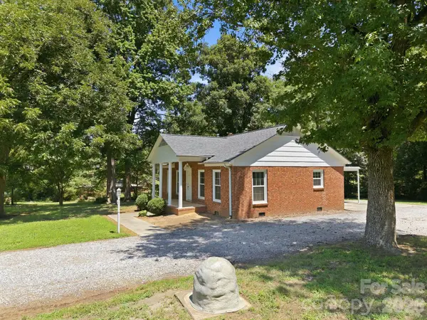 8285 Us Highway 52 HWY, Rockwell, NC 28138