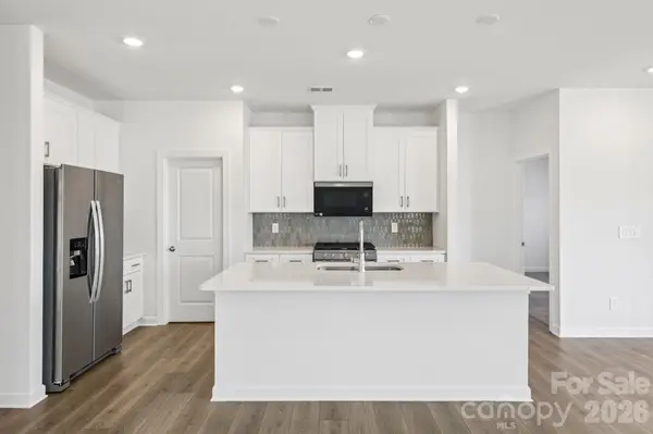 313 Hilsaw LN, York, SC 29745
