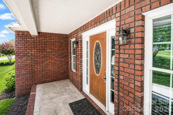 115 Seven Springs LOOP, Statesville, NC 28625
