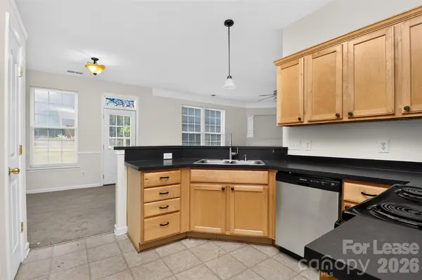3003 Moonstone LN, Indian Trail, NC 28078