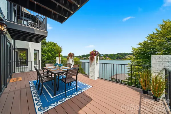 476 44th Avenue DR NW, Hickory, NC 28601