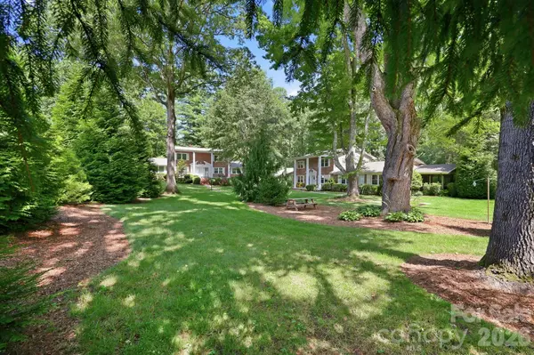 101 Boyd DR #2C, Flat Rock, NC 28731