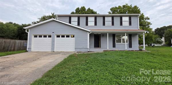 7200 Shadowlake DR, Charlotte, NC 28226