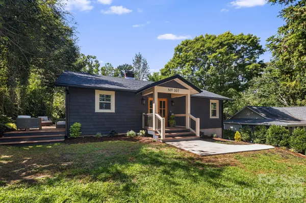 107 Beverly RD, Asheville, NC 28805