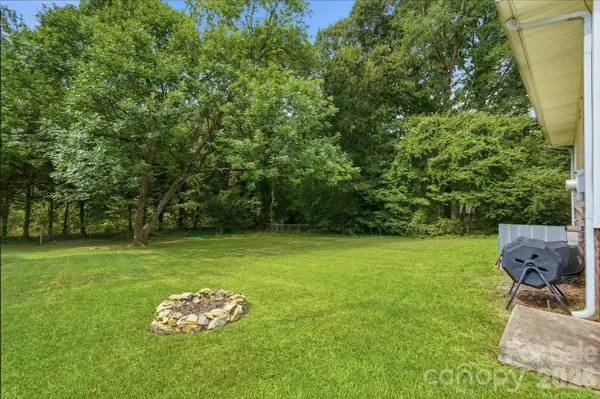 605 Powerline AVE, Belmont, NC 28012