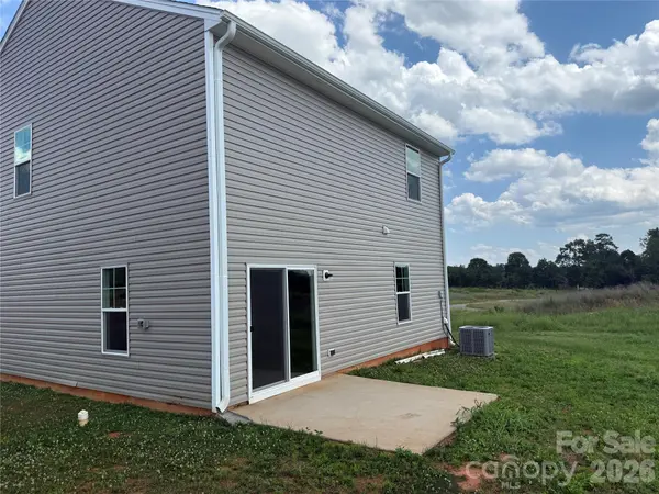 134 Peppervine LN, Statesville, NC 28625